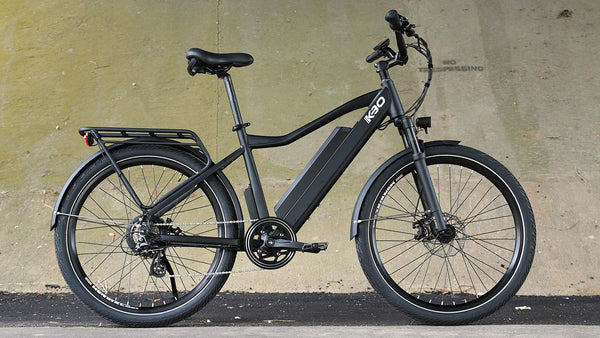 Electric Bike: Pedal Assist Versus Throttle | KBO Bike